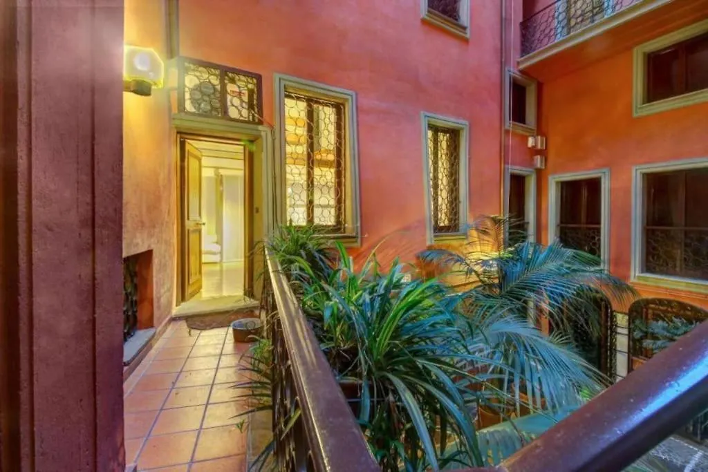 My Piazza Navona Dream Split Level Apartment - Top Collection Rome Italy